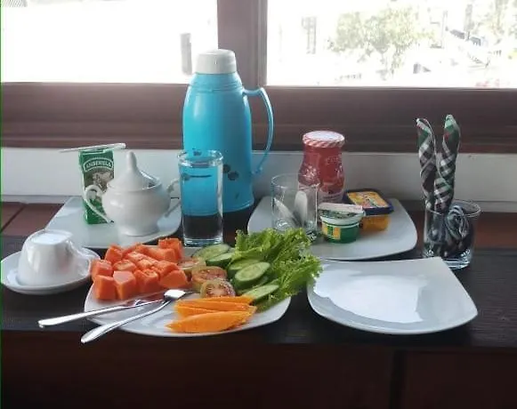 Urban Deck Bed & Breakfast Colombo Sri Lanka