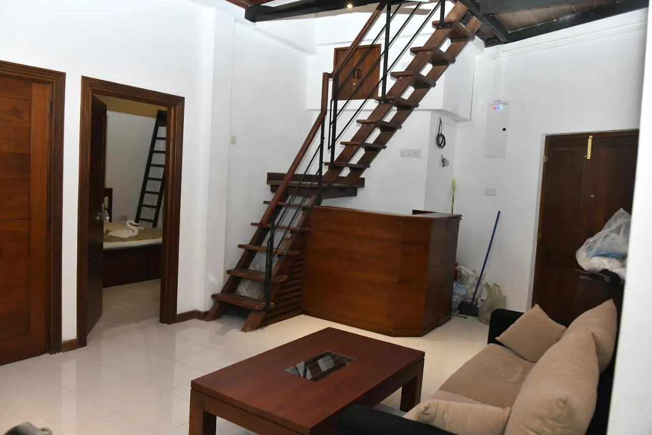 Urban Deck Bed & Breakfast Colombo Sri Lanka