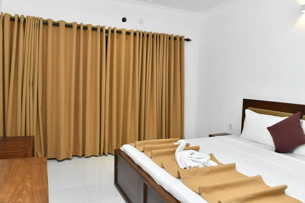 Urban Deck Bed and Breakfast Colombo Bed & Breakfast