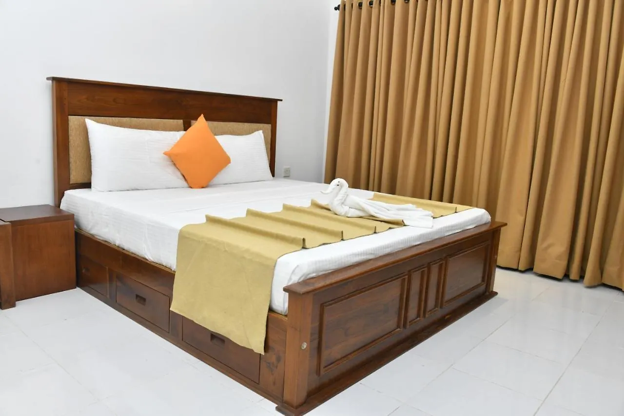 Bed & Breakfast Urban Deck Bed and Breakfast Colombo Sri Lanka