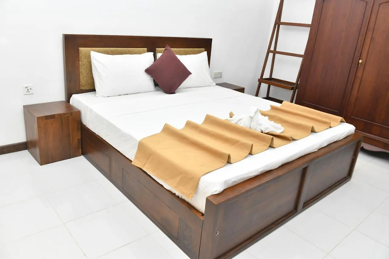 Bed & Breakfast Urban Deck Bed and Breakfast Colombo